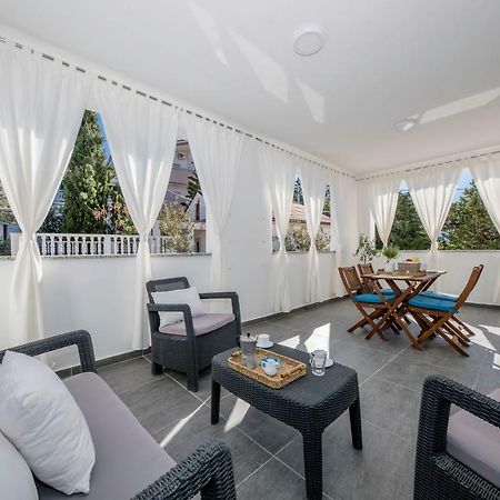 Guest House Mazuth II Banjol المظهر الخارجي الصورة