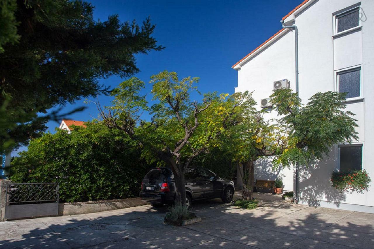 Guest House Mazuth II Banjol المظهر الخارجي الصورة